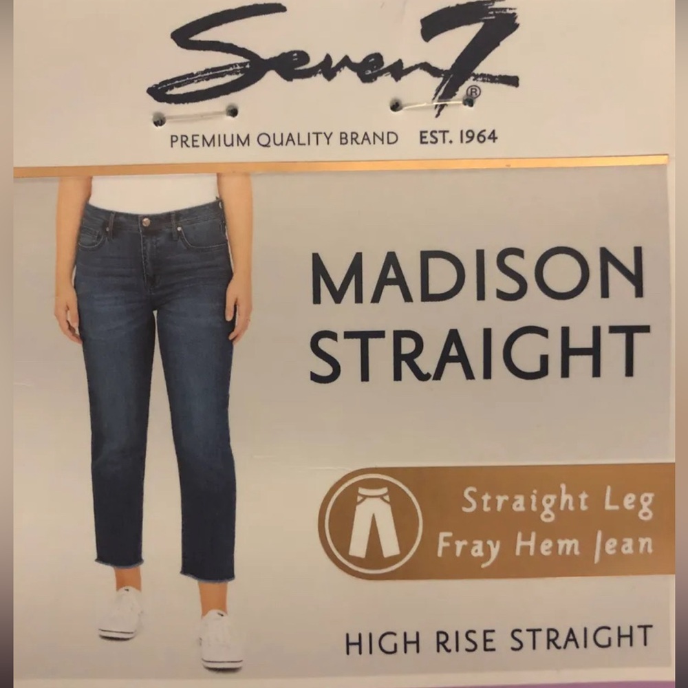 Seven Seven7 Jeans Madison High
Rise Straight Leg Fray Hem Jean
Sz. 6 in Alaska